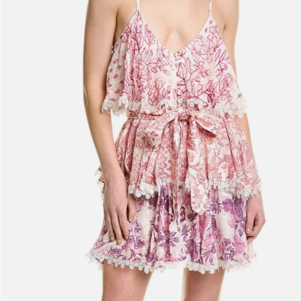 Hemant & Nandita size small, worn once. Gorgeous embroidery and lace detail.